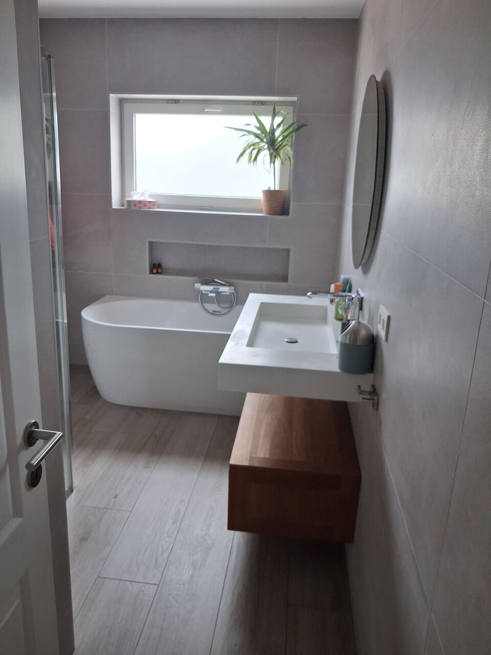 Brussels, Villas, EUR 2700,  Furnished,  242 Sq. Meter,  Furnished Villa &ndash; 3 Bed / 2 Bath / Garage &ndash; Garden