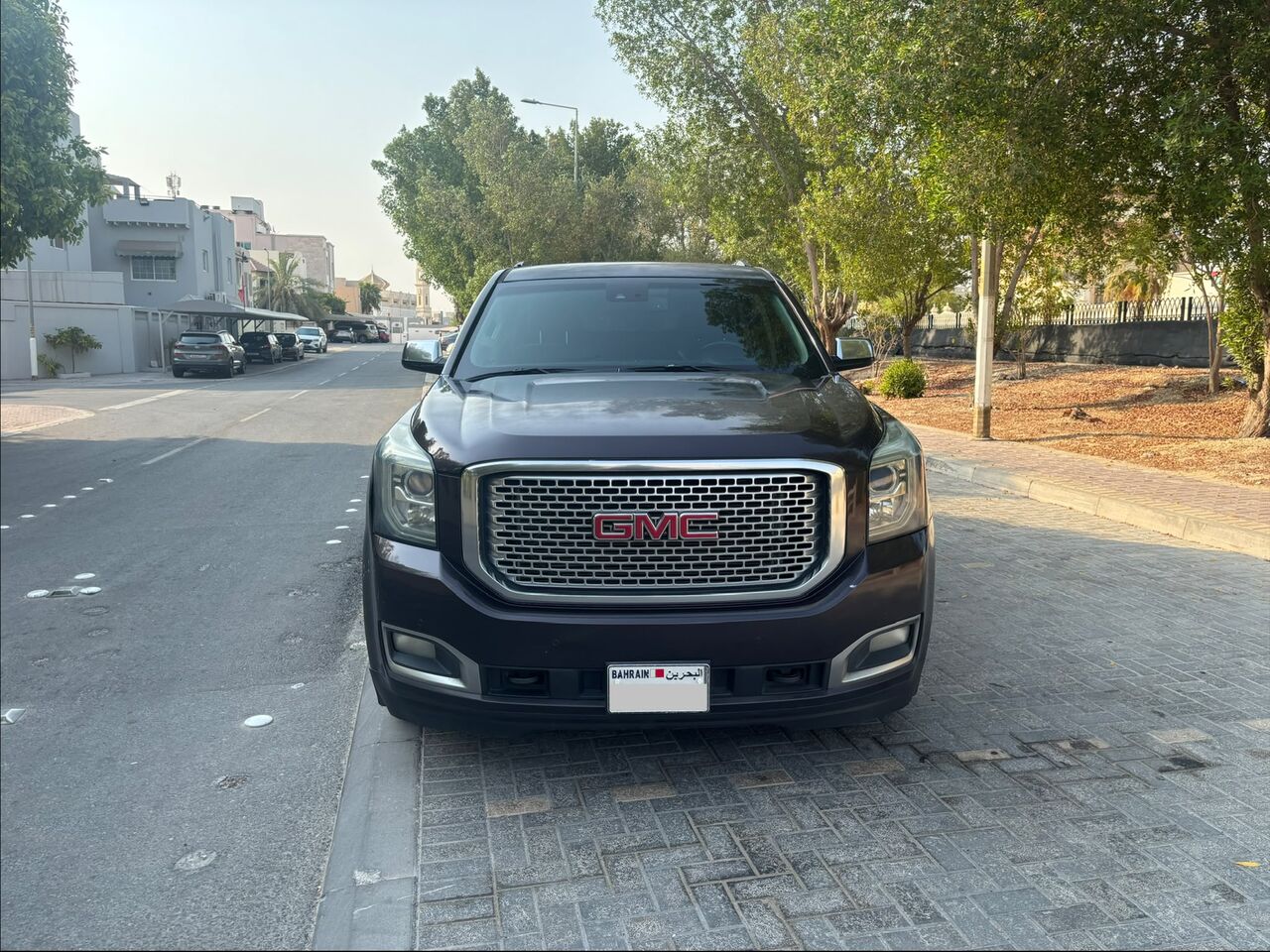 Riffa, Vehicles, Cars & Trucks , BHD 6700,  GMC Yukon SLE,  2016,  Automatic,  218000 KM,