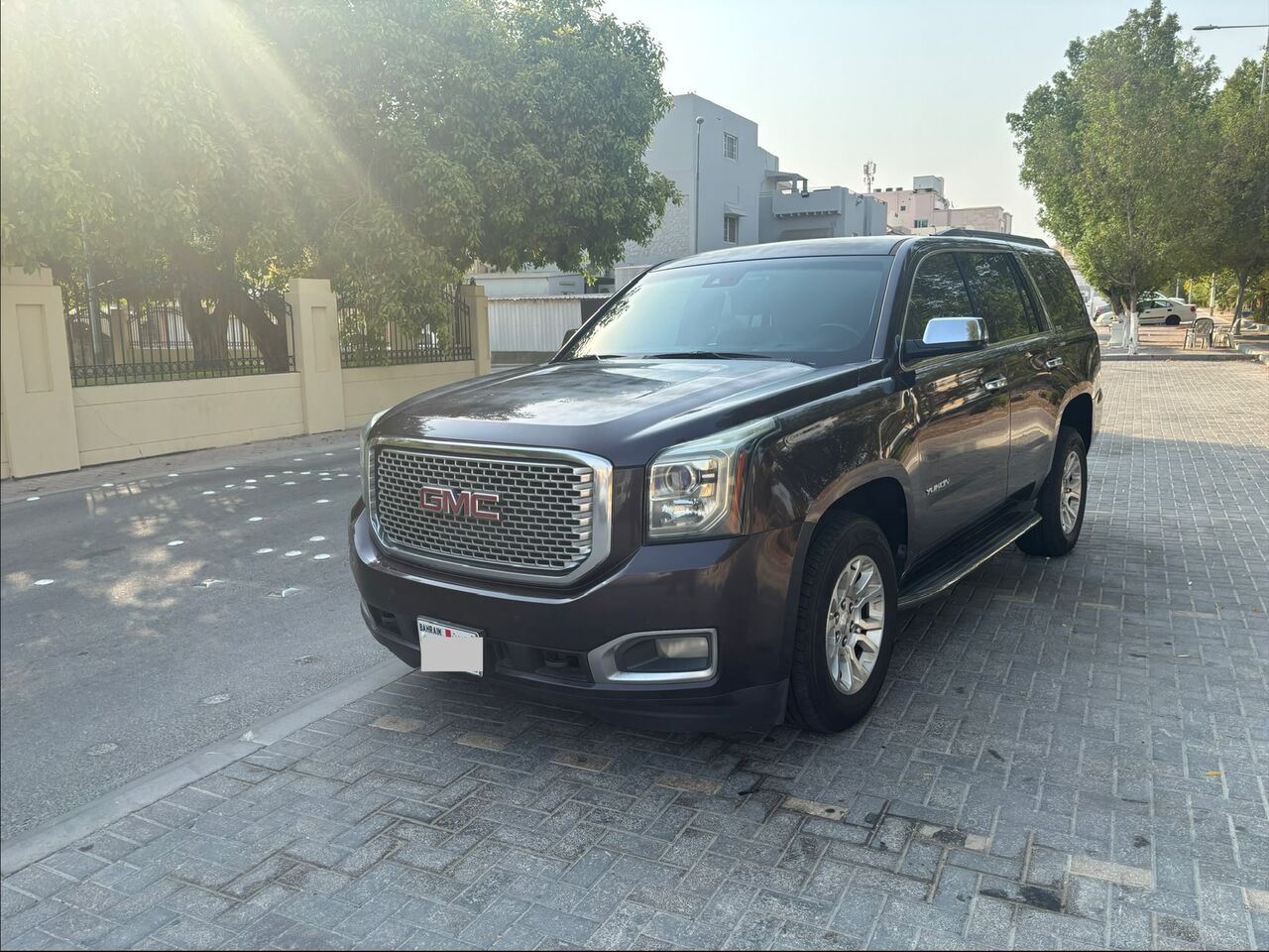 Riffa, Vehicles, Cars & Trucks , BHD 6700,  GMC Yukon SLE,  2016,  Automatic,  218000 KM,