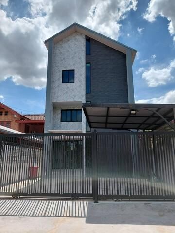 Bangkok, Villas, THB 30000,  50 Sq. Feet,  Single House For Rent, 2.5 Floors, 3 Bedrooms, Soi Nawamin 24, Convenient Travel, Near