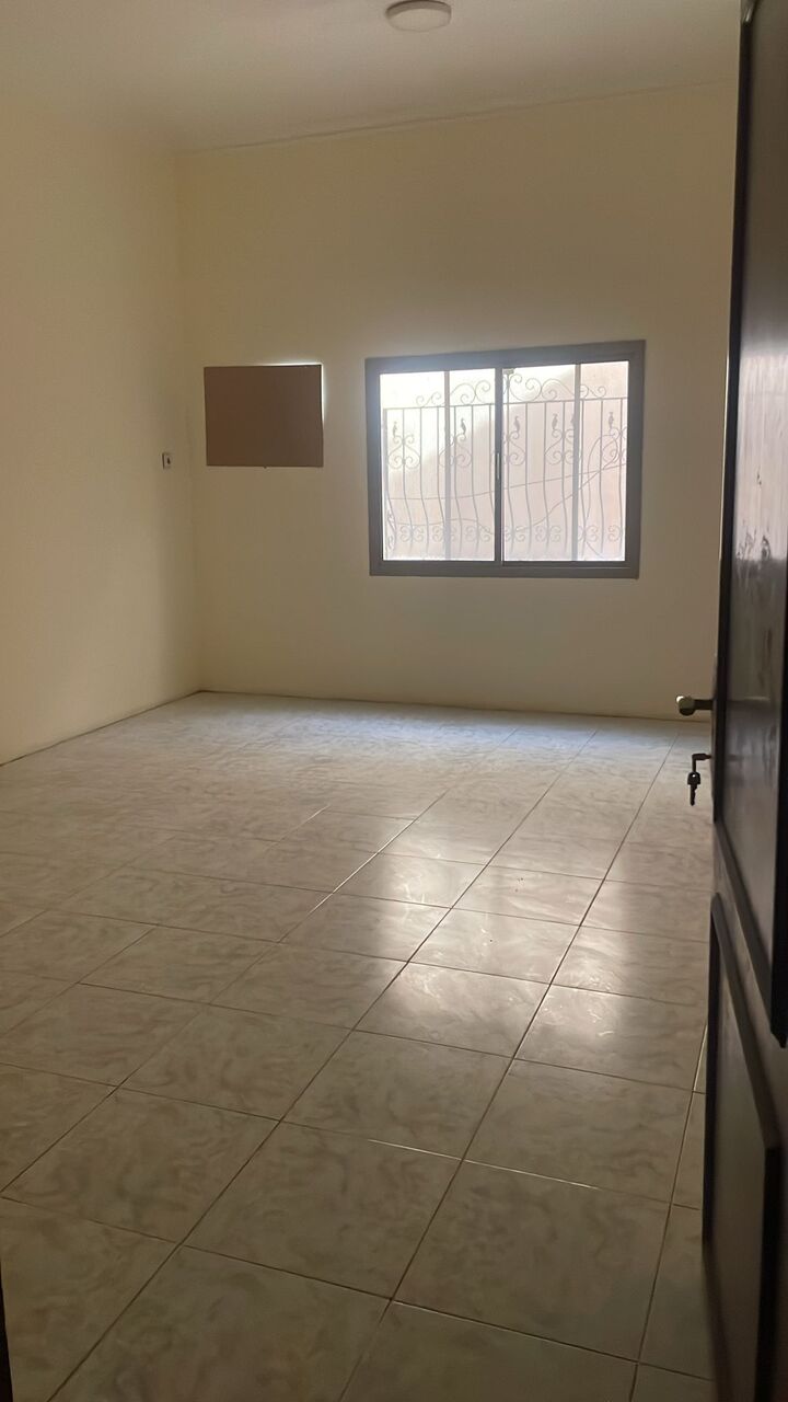 Hidd, Apartments, Flats, Houses & Villas, BHD 220/month,  3 BR,  Spacious Flat For Rent In Hidd