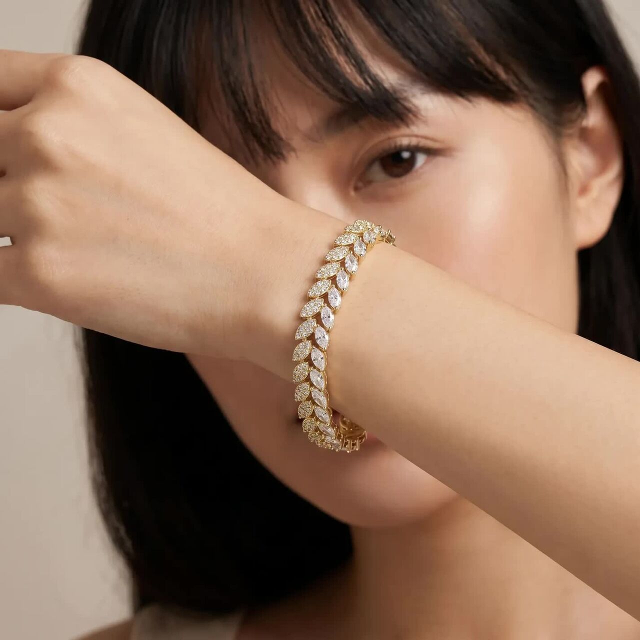 Ghaziabad, Jewelry, INR 7399,  Silver Bracelet For Women By Aurakriti