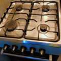 SAR 700,  I'm Selling 1 Cylinder 1 Microwave Oven Stove With 4 Active Burners 1 Washing Machine And
