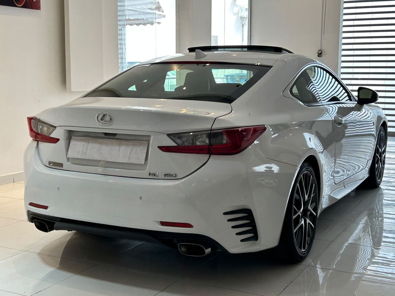 East Riffa, Vehicles, Cars & Trucks , BHD 5800,  Lexus RC 350 F SPORT,  2015,  Automatic,  186000 KM,  LEXUS RC350 F MODEL  FOR SALE