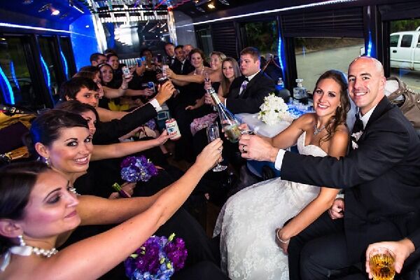 New York, Pick Up & Drop Off, Wedding Party Limo Services In San Antonio | Bride Groom And Guests