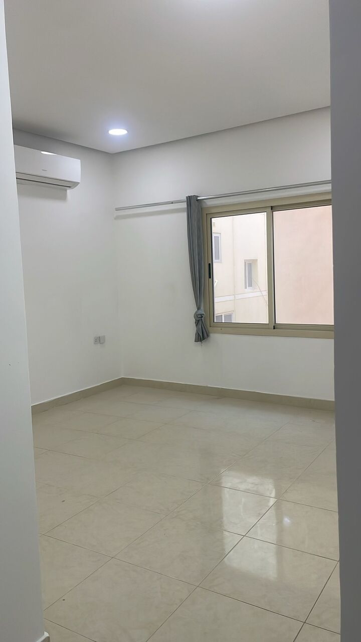 Busaiteen, Apartments, Flats, Houses & Villas, BHD 240/month,  2 BR,  Flat For Rent In Busaiteen