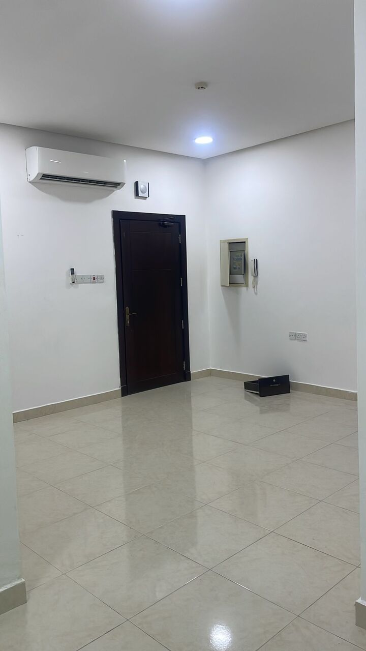 Busaiteen, Apartments, Flats, Houses & Villas, BHD 240/month,  2 BR,  Flat For Rent In Busaiteen