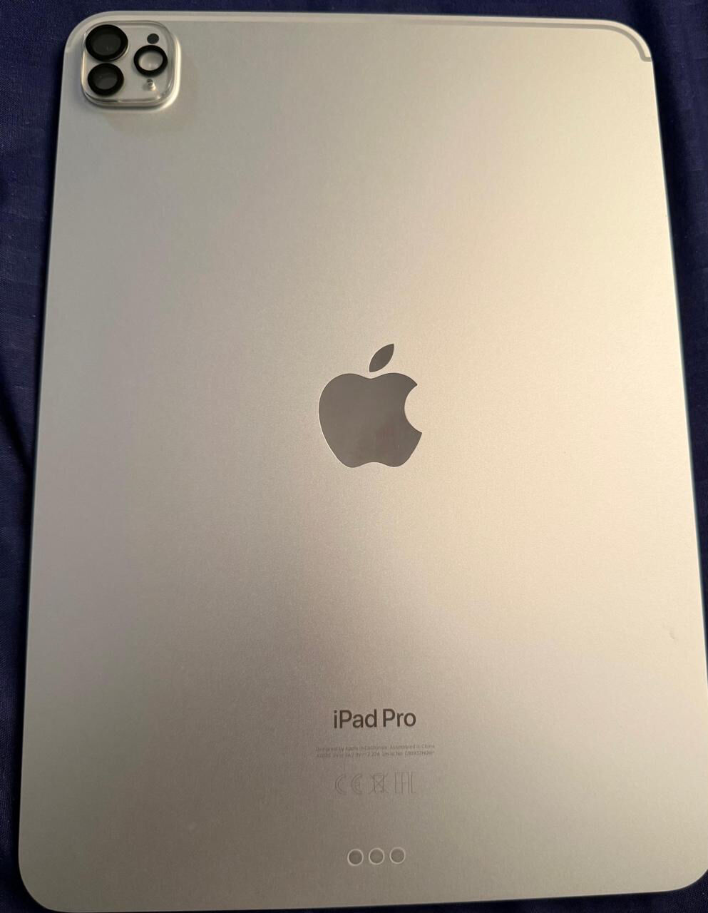 Al Tahliyah, Electronics, SAR 4000,  Ipad Pro 512 GB