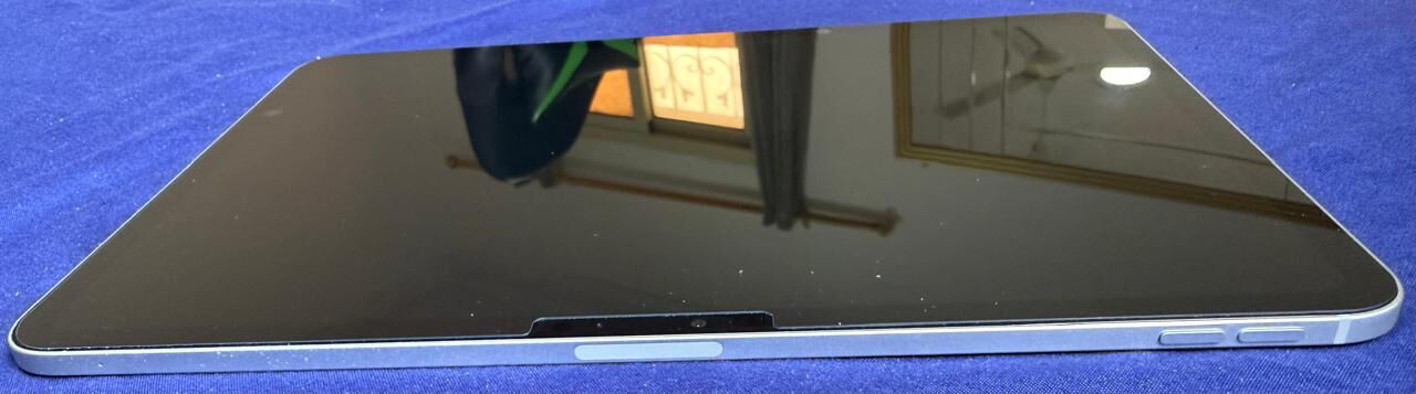 Al Tahliyah, Electronics, SAR 4000,  Ipad Pro 512 GB