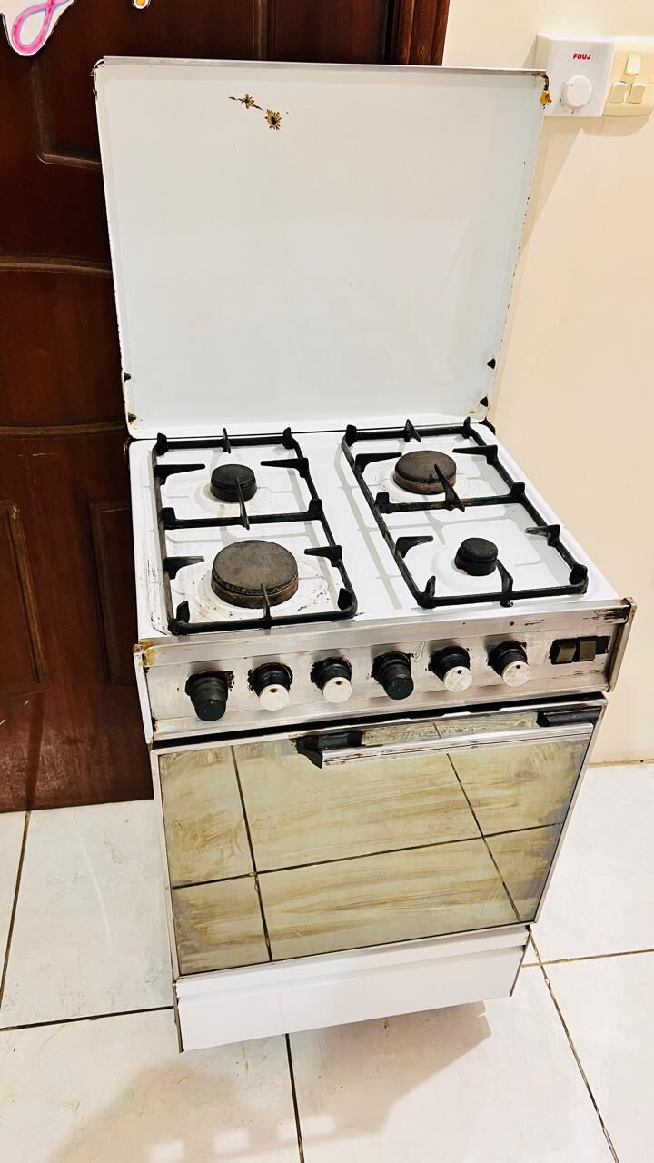 Makkah, Household Items, SAR 300,  Used 4-Burner Gas Oven/Stove For Sale &ndash; SAR 300