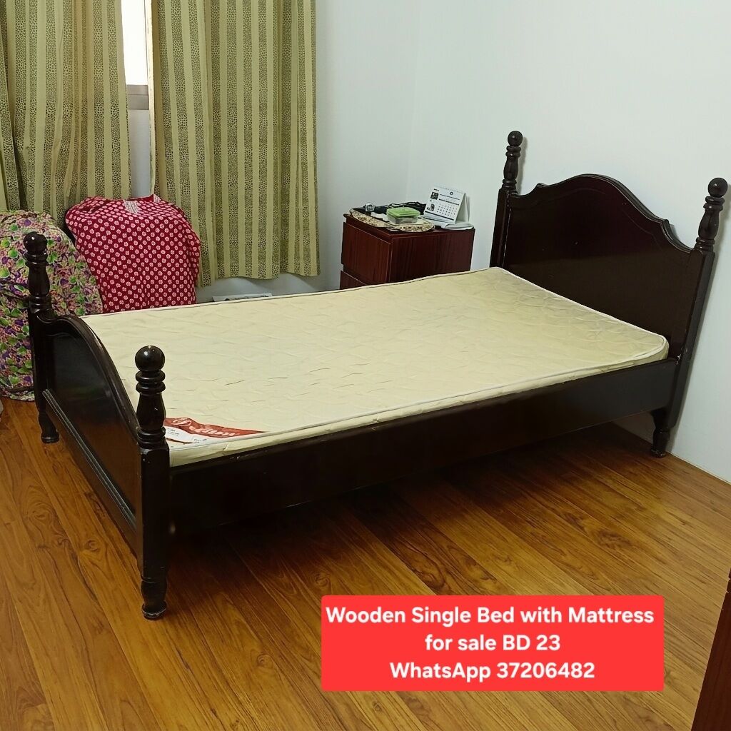 Manama, Furniture, BHD 23,  ✅️ Single Wooden Bed With Mattress For Sale In Good Condition With Delivery
