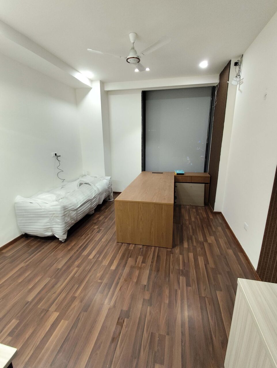 New Delhi, Cleaning, Office Cleaning Service In Delhi | Professional Commercial Cleaning