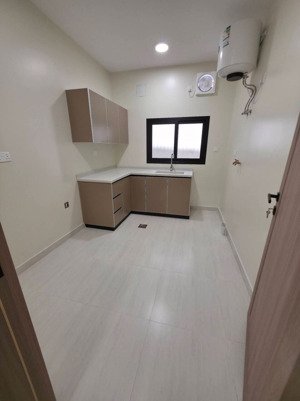 Khobar, Apartments, Flats, Houses & Villas, 3 BR,  3 BR New Luxury Family Apartment For Rent In Al Khobar 30,800 SAR/Year