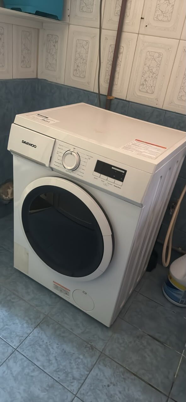 Khobar, Air Conditioners, SAR 500,  Window AC /Washing Urgent Sale