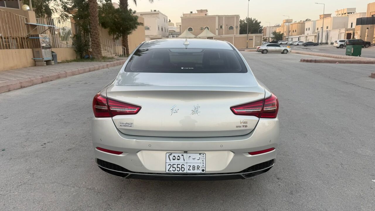 Riyadh, Vehicles, Cars & Trucks , SAR 48000,  Honghi H5,  2023,  Automatic,  133000 KM,  SAR 48,000,  35 TD Turbo Charged Fully Loaded, , 133,000 KM, With Sunroof
