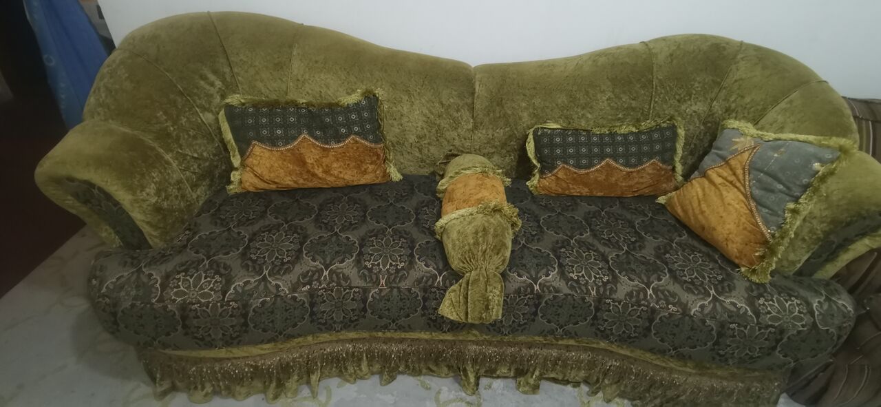 Thuqbah, Furniture, SAR 500,  Sofa