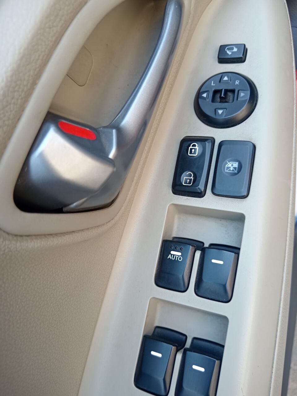 Khobar, Vehicles, Cars & Trucks , SAR 23500,  Kia Rio Hatchback,  2015,  Automatic,  130000 KM,  Low ODO Meter Full Options With Sunroof