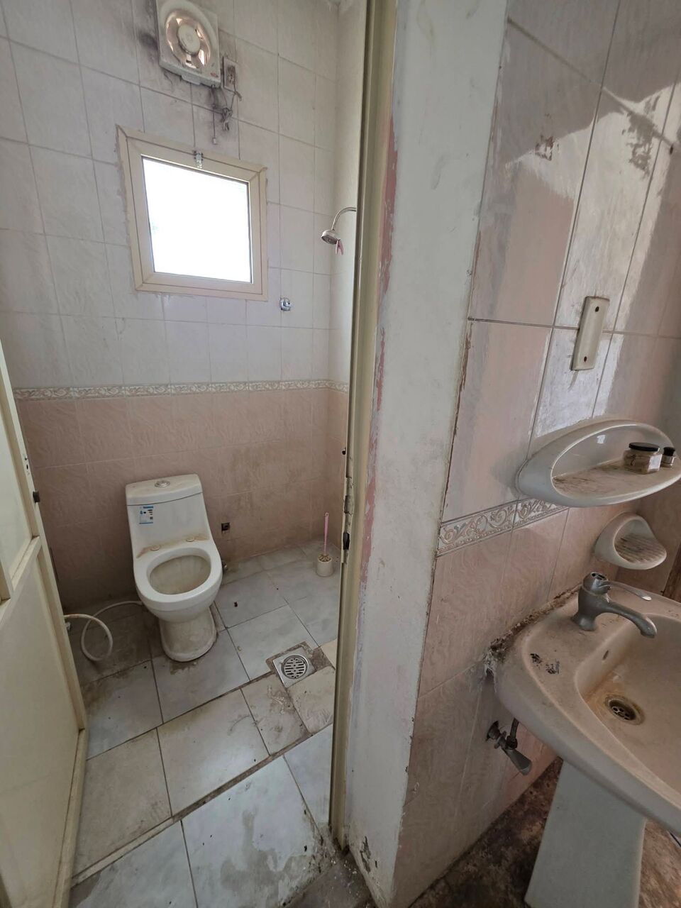 Thuqbah, Apartments, Flats, Houses & Villas, 3 BR,  3 BR Family Apartment For Rent In Al Khobar 15,500 SAR/Year
