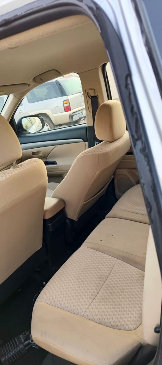 Riyadh, Vehicles, Cars & Trucks , SAR 24000,  Mitsubishi Outlander,  2014,  Automatic,  215000 KM,  , ,  , 215,000 Km,  4×4