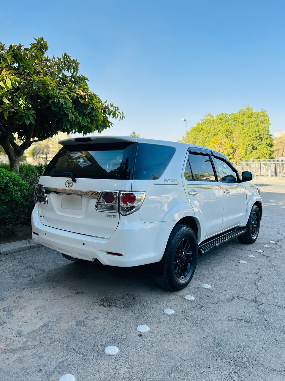 Riyadh, Vehicles, Cars & Trucks , SAR 39500,  Toyota Fortuner,  2014,  Automatic,  330000 KM,   4 WHEEL DRIVE  MODEL NEAT CAR FOR SALE