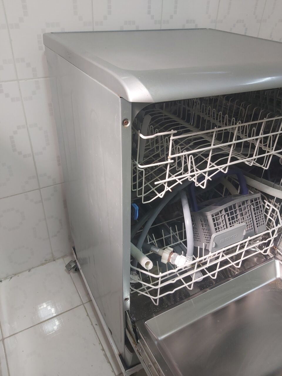 Dammam, Electrical & Plumbing, SAR 400,  Dishwasher Beko Brand  220 V  Five Programs + Metal Base Equipped With Wheels + Wate