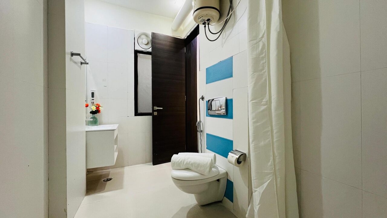 Gurgaon, Apartments, Flats, Houses & Villas, INR 4000/day,  Studio,  550 Sq. Meter,  One Bedroom Apartment