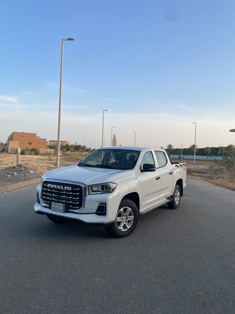 Jeddah, Vehicles, Cars & Trucks , SAR 34500,  Maxus T70,  2023,  Manual,  158000 KM,
