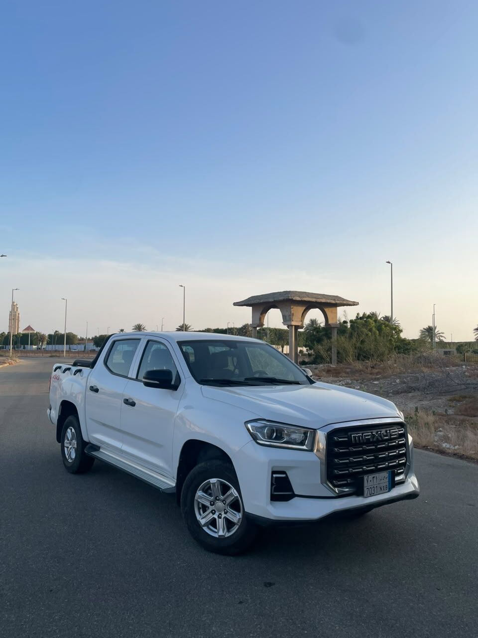Jeddah, Vehicles, Cars & Trucks , SAR 34500,  Maxus T70,  2023,  Manual,  158000 KM,