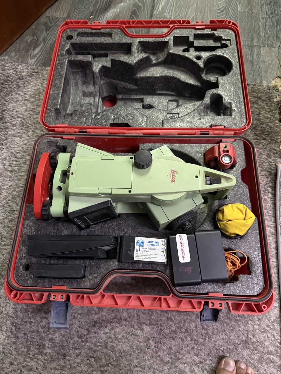 Jubail, Electronics, SAR 3500,  Leica TCR305 & Auto Level For Sale