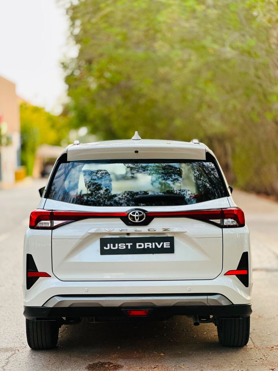 Segaya, Vehicles, Cars & Trucks , BHD 6500,  TOYOTA VELOZ,  2023,  Automatic,  45000 KM,    MODEL FULLY AGENT MAINTAINED 7 SEATER SUV CALL OR WHATSAPP ON 35400768
