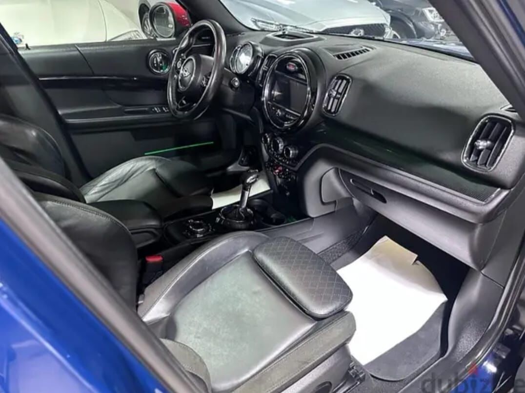 Saar, Vehicles, Cars & Trucks , BHD 6400,  Mini Cooper Countryman,  2018,  Automatic,  105000 KM,  Mini Cooper