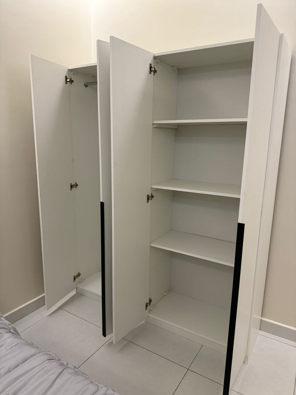 Jeddah, Furniture, SAR 700,  4 Door Cabinet Are Available Brand New.