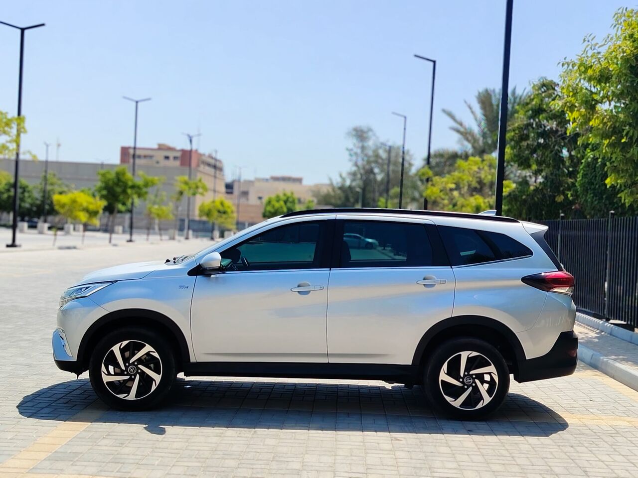 Manama, Vehicles, Cars & Trucks , BHD 5500,  TOYOTA RUSH,  2022,  Automatic,  60000 KM,