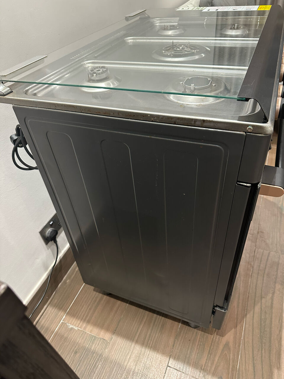Jubail, Household Items, SAR 1500,  Toshiba 90L Electric Oven With 5-Burner Cooktop | Excellent Condition | Negotiable