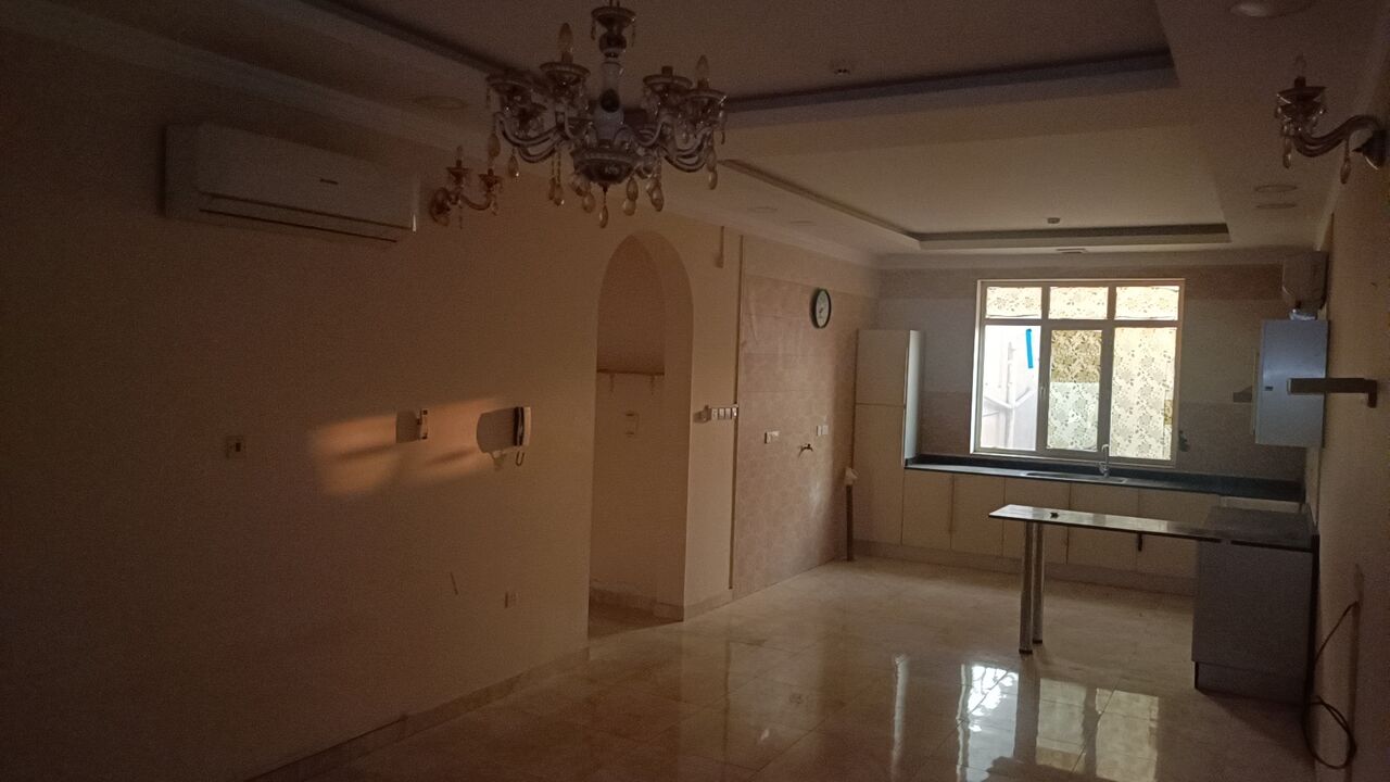 Mahooz, Apartments, Flats, Houses & Villas, BHD 190/month,  2 BR,  150 Sq. Meter,  Semi Furnished 2bhk Without Ewa