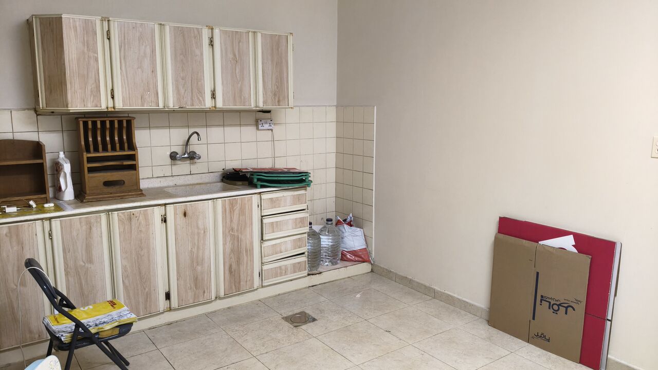 Al Khobar Al Shamalia, Bedspace For Rent, SAR 300/month,  Bed Space Available For Executive BachelorA Clean And Quiet Bed Space Is Available In A Sp