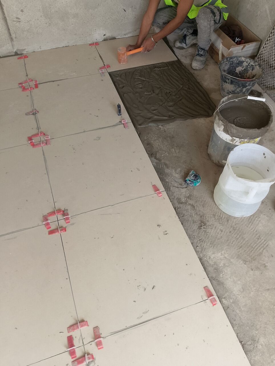 Riyadh, Construction, I Have A Tiles Project. Work Per Meter. Work In Riyadh.