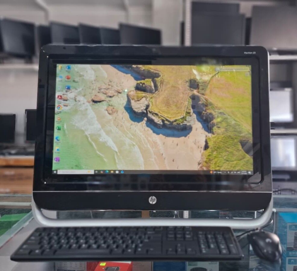 East Riffa, Computers, BHD 63,  HP AMD A6 All In One Computer With Radeon Graphics Cad 23" Full HD Display + 250GB SSD