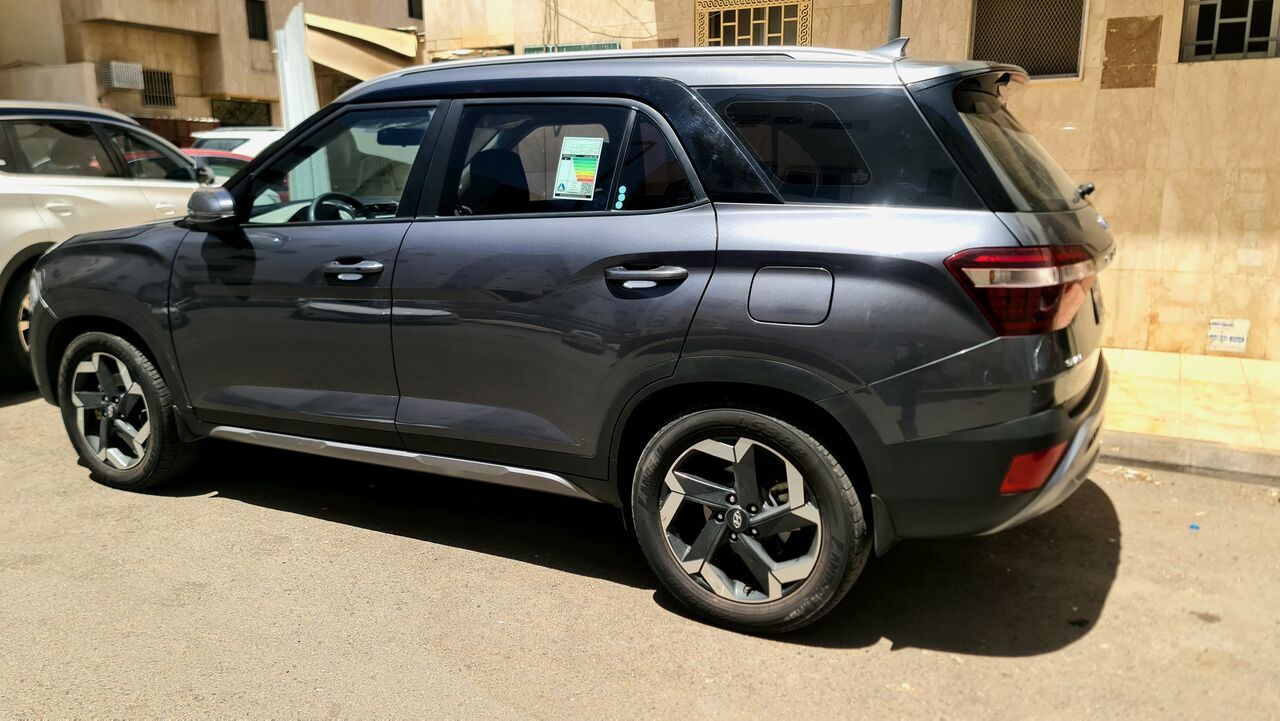 Riyadh, Pick Up & Drop Off, Rent A Car With Driver(Monthly Basis)