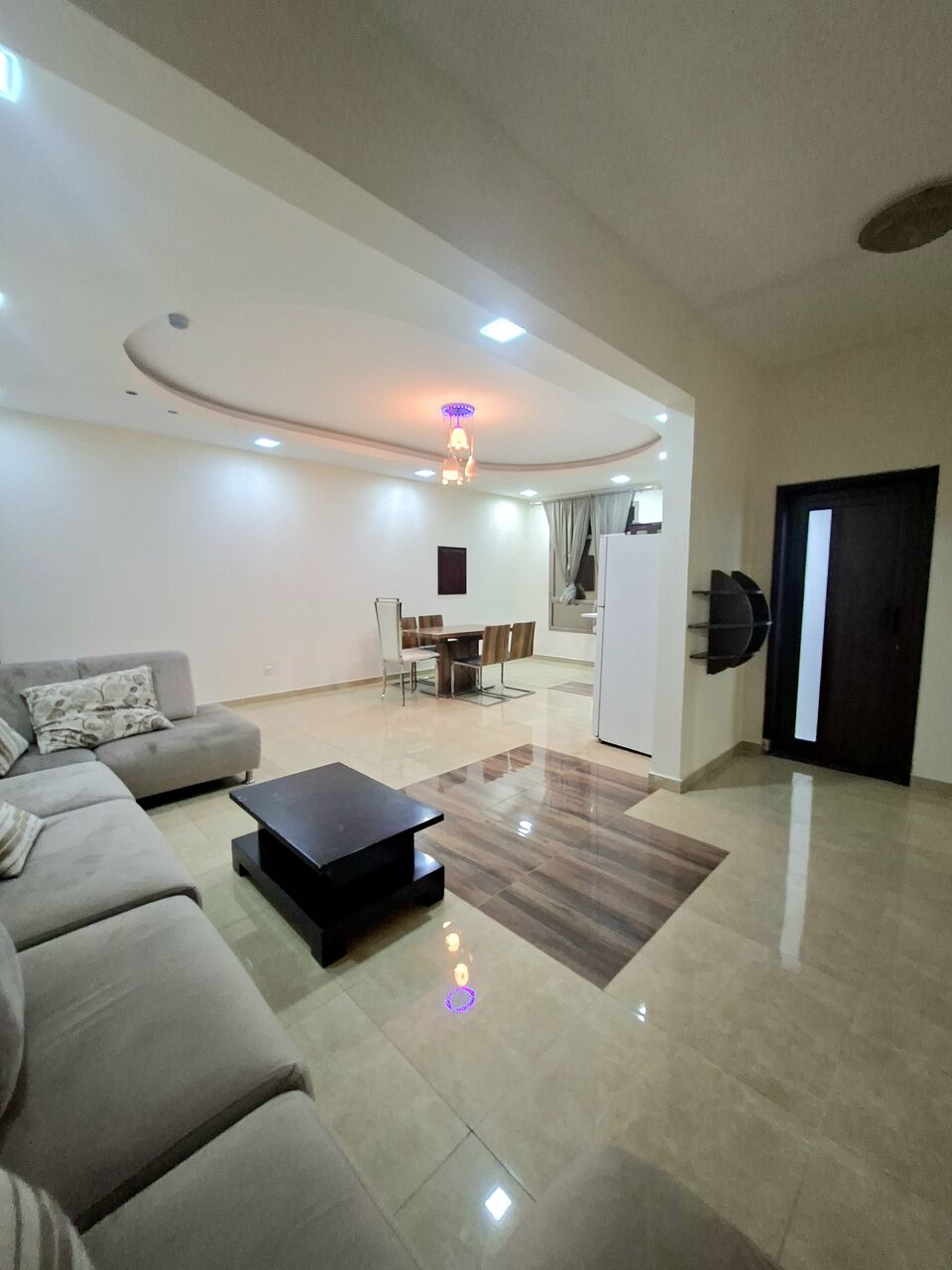 Salmaniya, Apartments, Flats, Houses & Villas, BHD 300/month,  Furnished,  2 BR,  Fully Furnished Family 2 BHK With Ewa In Salmaniya,Parking,Bright & Clean Flat @ 35547951