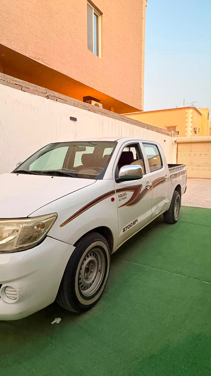 Riyadh, Auto Parts, SAR 38000,  Toyota Hilox 2014