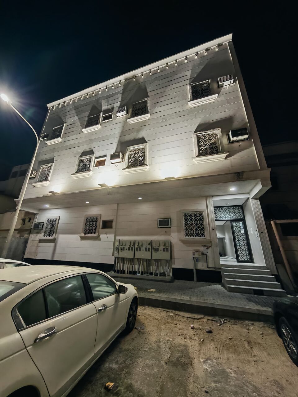 Khobar, Apartments, Flats, Houses & Villas, SAR 2400/month,  2 BR,  Fully Furnished Family Apartment Available For Rent