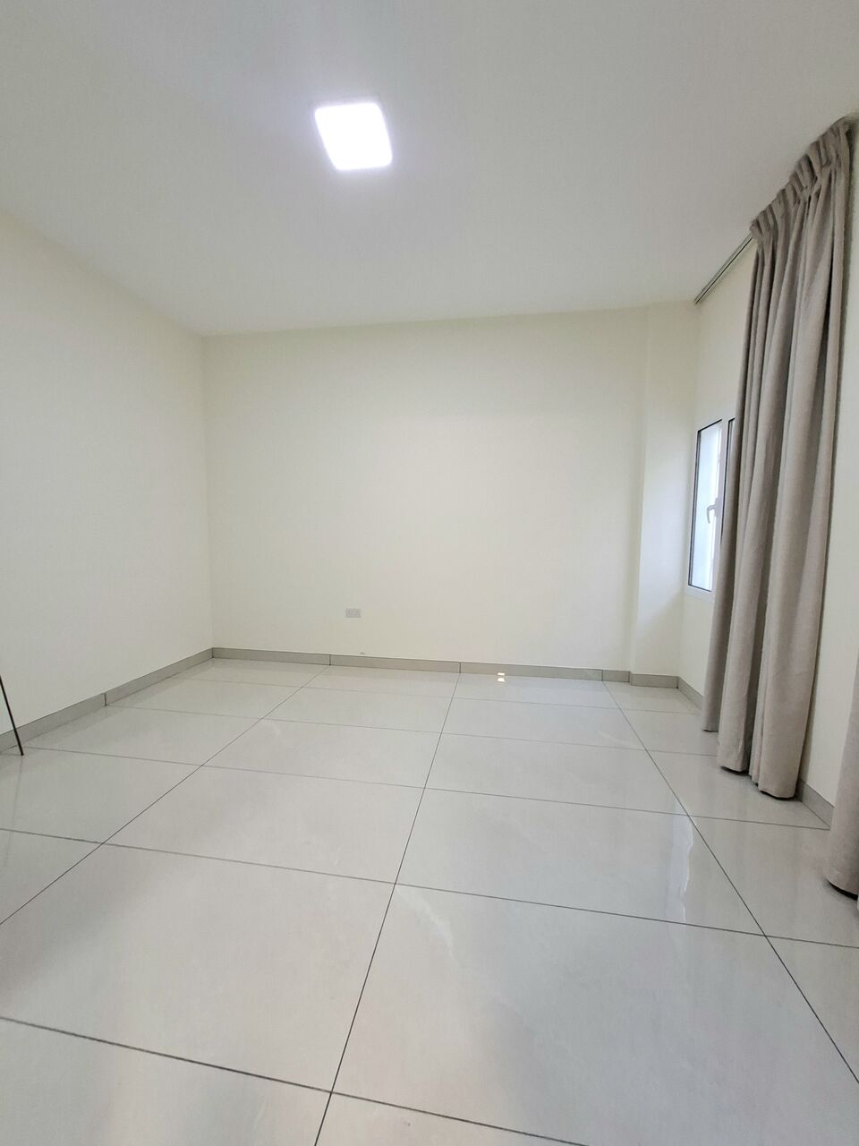 Hoora, Apartments, Flats, Houses & Villas, BHD 150/month,  Furnished,  Studio,  Brand New Semi Furnished Studio With Ewa In Hoora,Bright & Neat Flat @ 35547951
