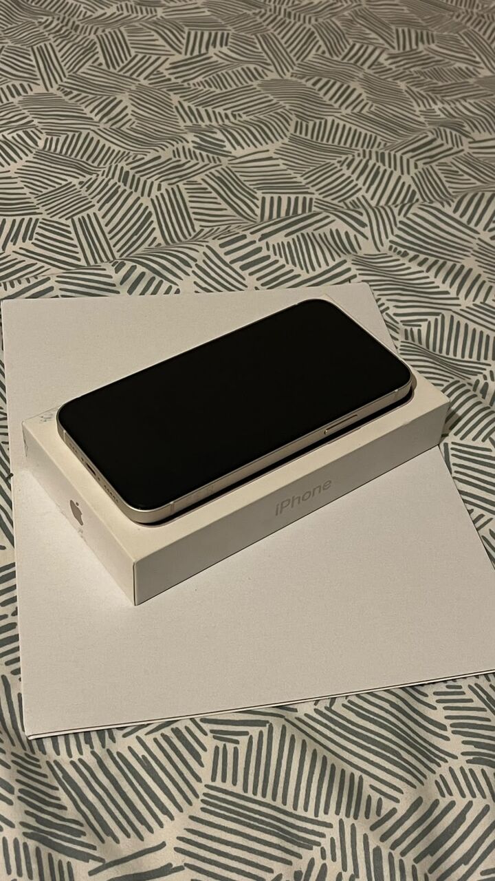 Jeddah, Mobile Phones, SAR 1400,  IPhone 12, White, 128GB