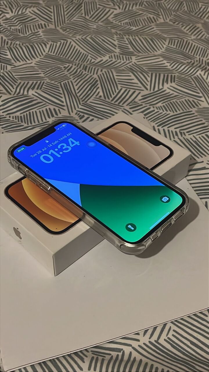 Jeddah, Mobile Phones, SAR 1400,  IPhone 12, White, 128GB