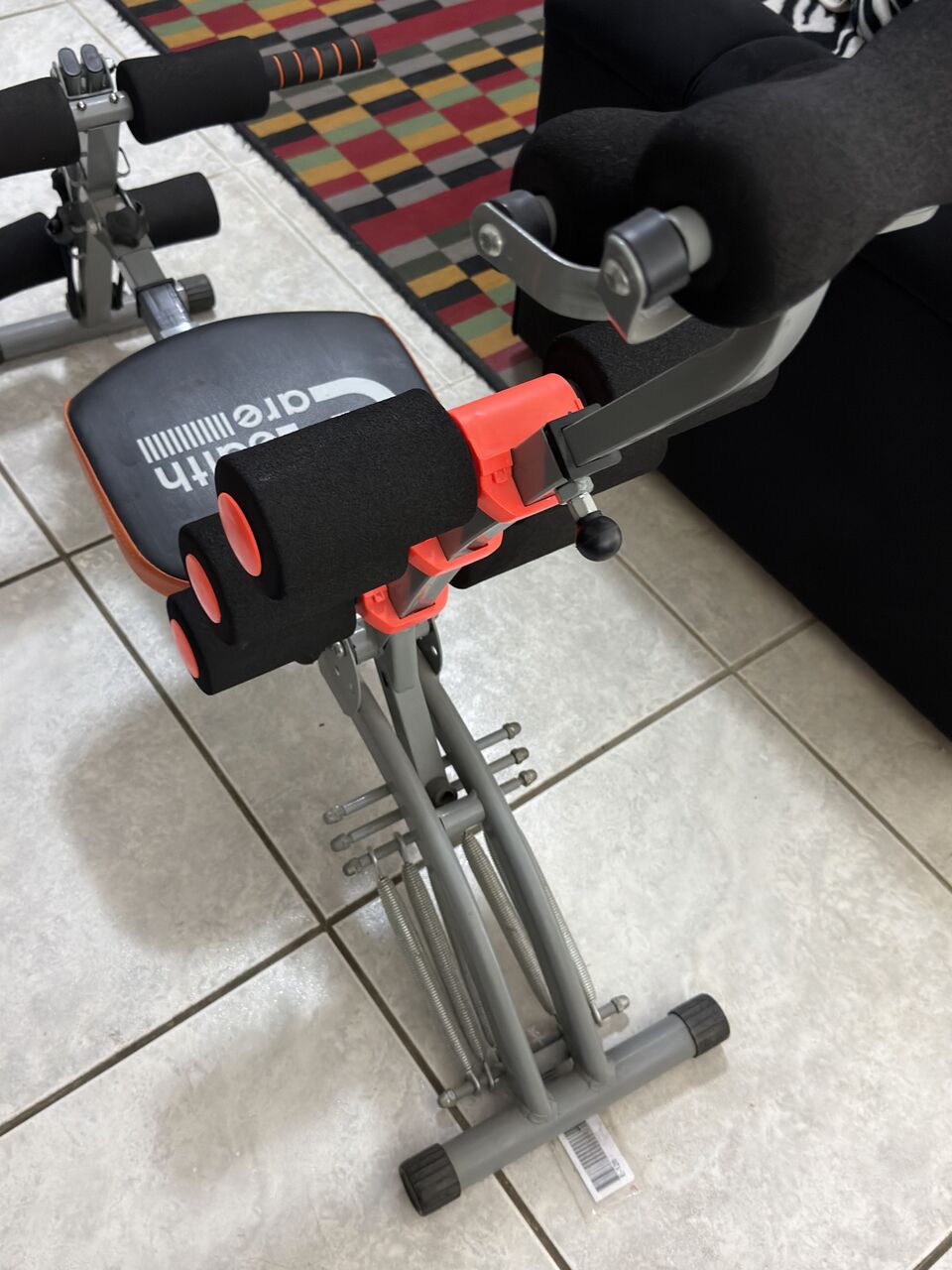 Riyadh, Furniture, SAR 700,  Multi- Purpose Abdominal Exercise Machine And Bicycle Machine For Sale 700 SAR