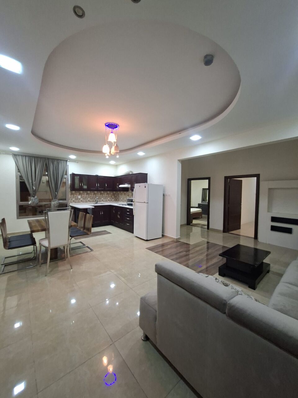 Salmaniya, Apartments, Flats, Houses & Villas, BHD 300/month,  Furnished,  2 BR,  Fully Furnished Specious 2 Bedroom Flat For Rent In Salmaniya ( Including Electricity)