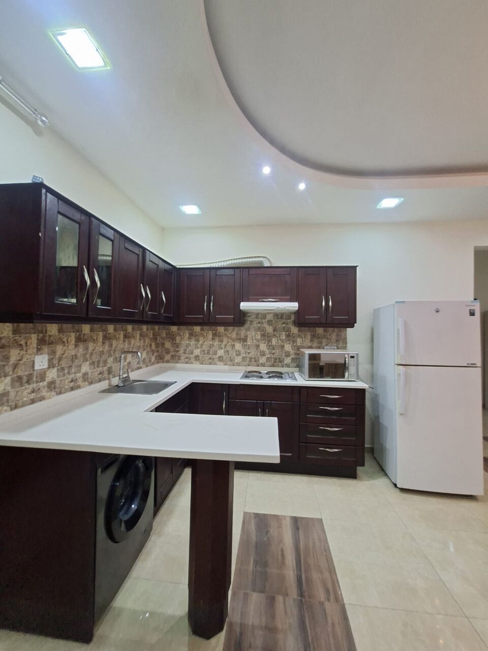 Salmaniya, Apartments, Flats, Houses & Villas, BHD 300/month,  Furnished,  2 BR,  Fully Furnished Specious 2 Bedroom Flat For Rent In Salmaniya ( Including Electricity)