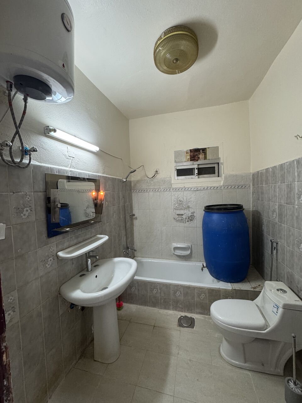 Riyadh, Apartments, Flats, Houses & Villas, SAR 2500/month,  Furnished,  2 BR,  Furnished 2BHK Family Apartment Available For Visitors- Minimum 3 Months