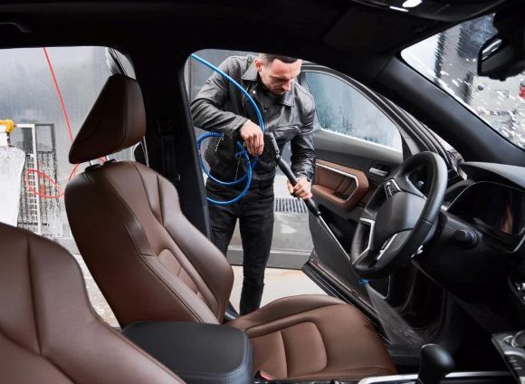 London, Automotive, Get Mobile Car Valeting Services In London Right Where You Are!